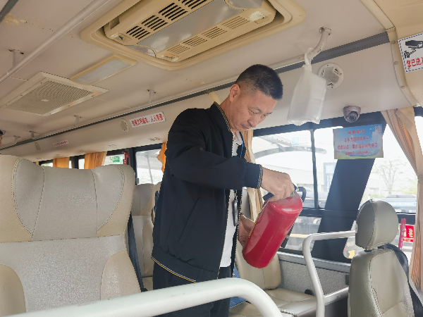 【图3】检查客车 (1).jpg