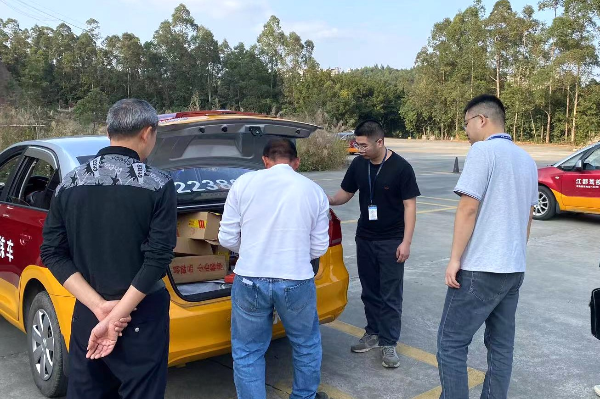 检查驾培机构车辆.jpg